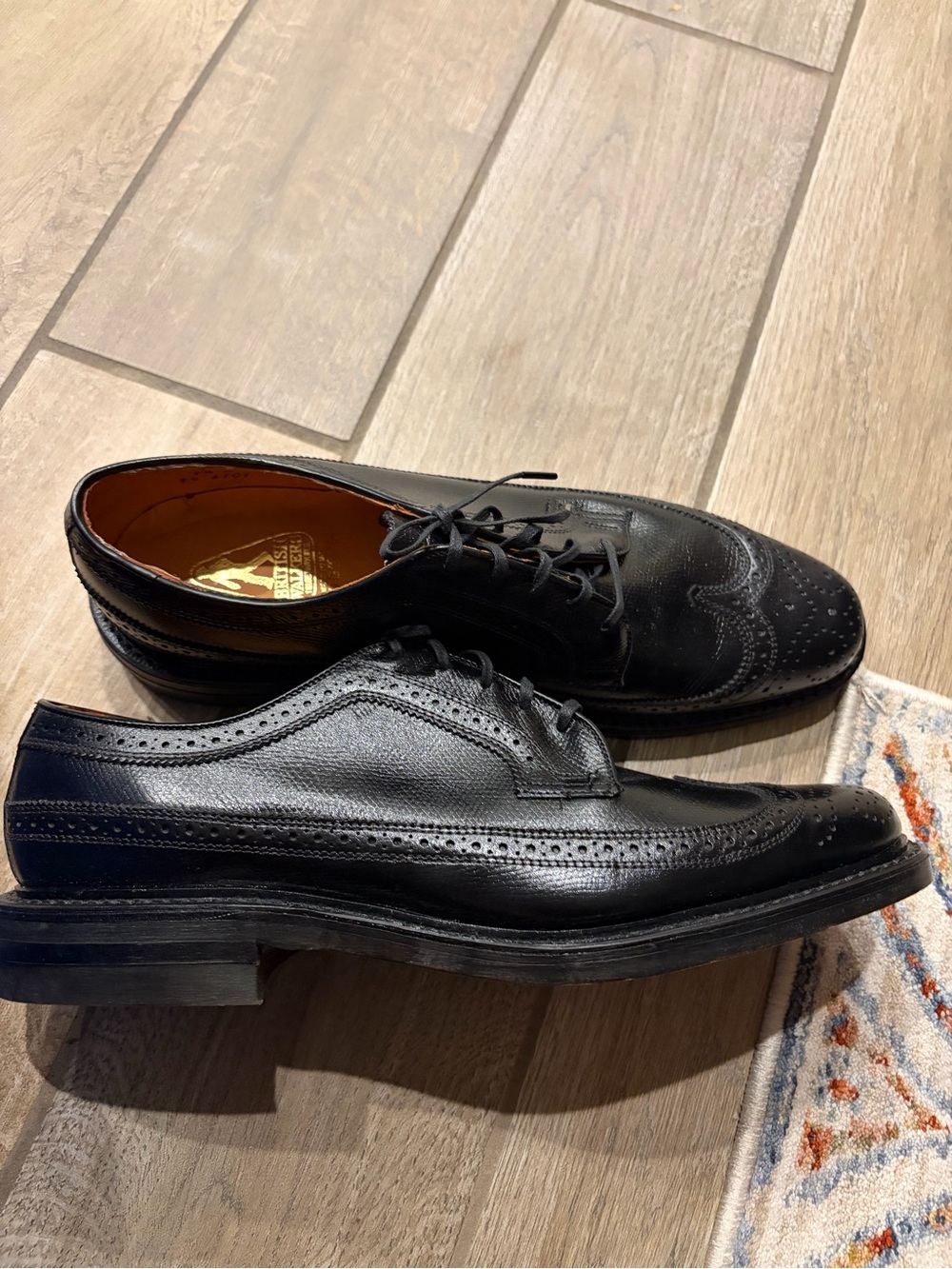 British Walkers Custom men’s wing tip Leather shoes oxfords size 9.5 B New